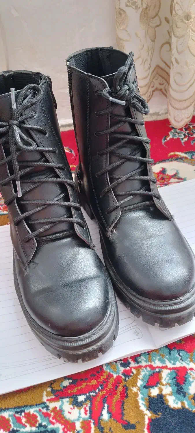 نیم بوت|کیف، کفش، کمربند|خرمآباد, |دیوار