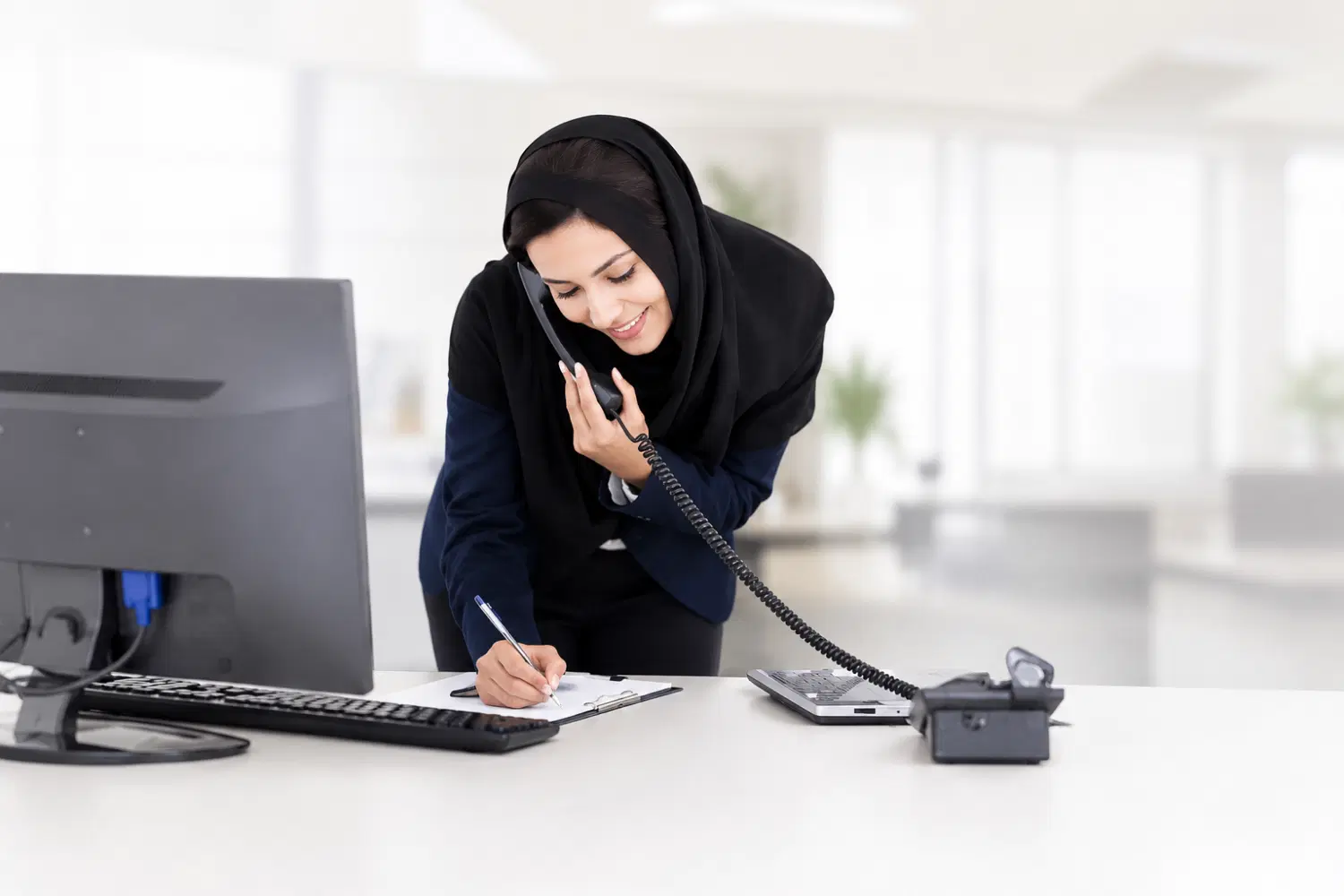 استخدام کارشناس بیمه در پیشخوان (پاره وقت)|استخدام اداری و مدیریت|تهران, عباسآباد|دیوار