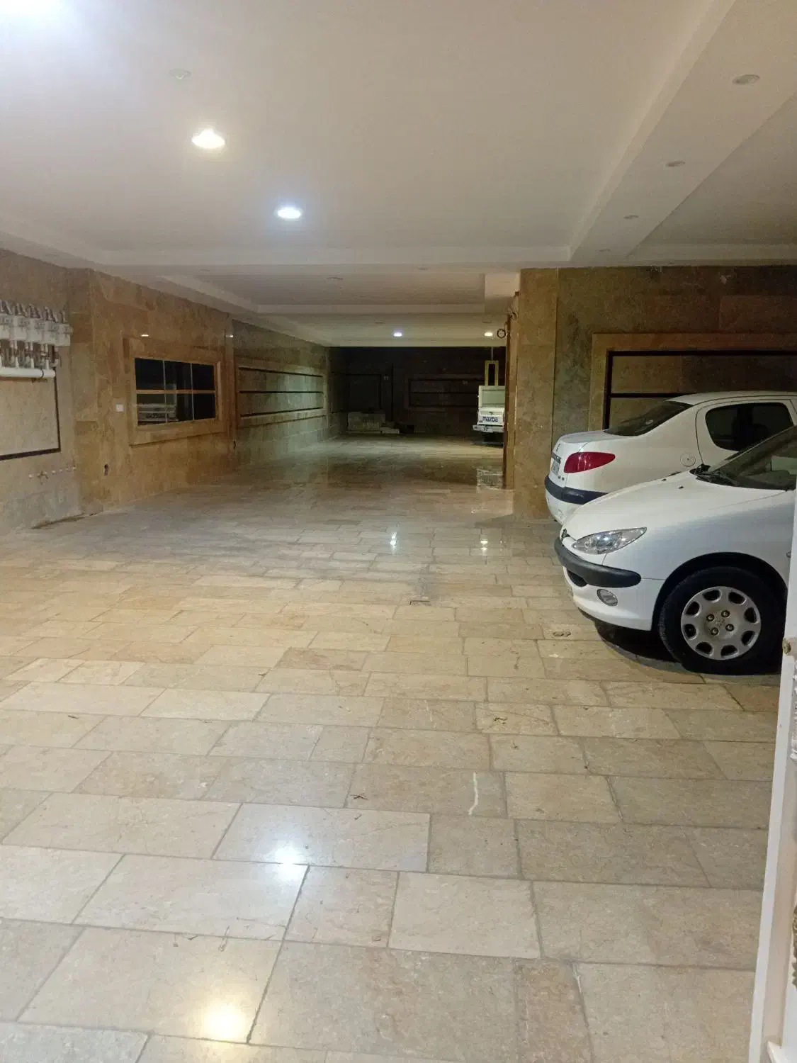 135m پارکینگ اختصاصی گلبرگ۱۲ خیابان ۲۰ متری|فروش آپارتمان|مشهد, گلبرگ|دیوار