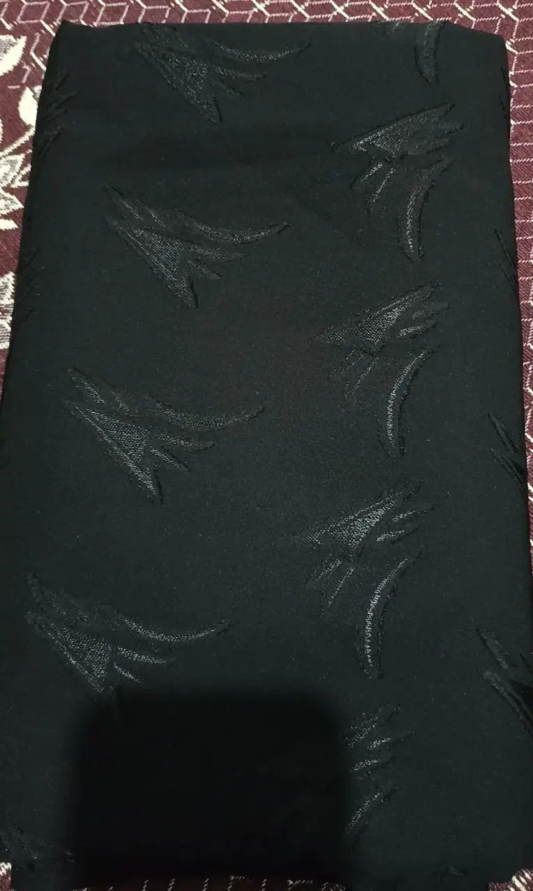 چادر مشکی|لباس|اردبیل, |دیوار