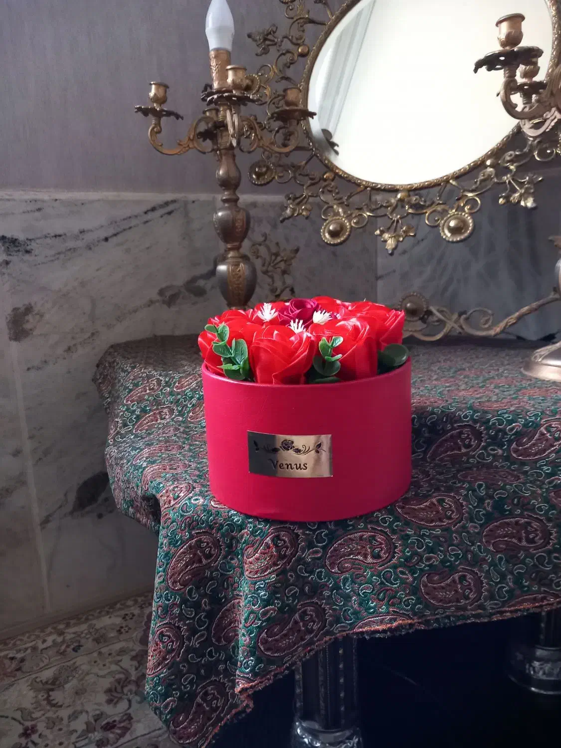 باکس گل رمانی زیبا|گل مصنوعی|تربت جام, فاز ۳ فرهنگیان|دیوار