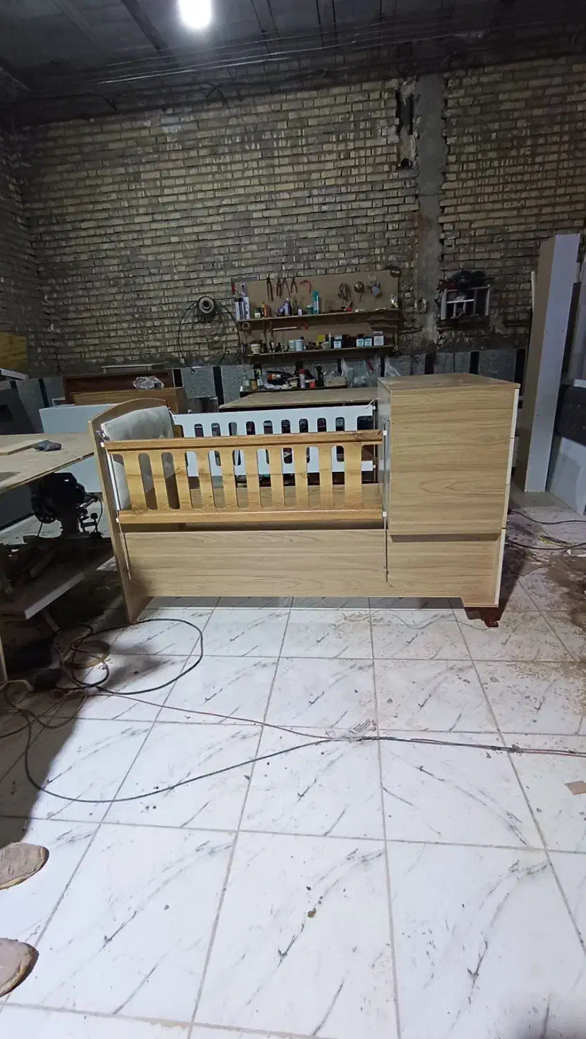 تولیدتخت خواب نوزاد دومنظوره و دوطبقه|تخت و سرویس خواب|کارون, |دیوار