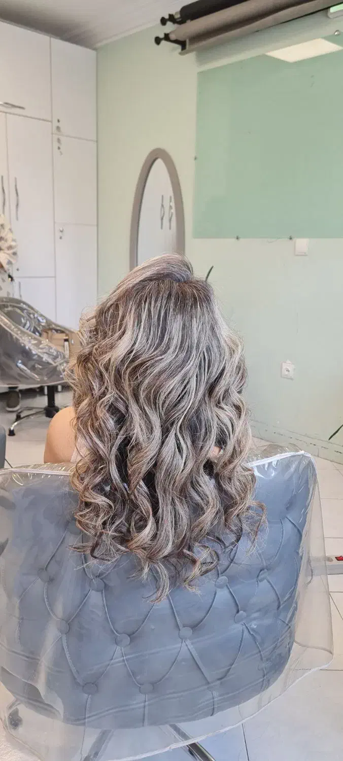 رنگ و لایت و میکاپ|خدمات آرایشگری و زیبایی|ری, ملک‌آباد|دیوار