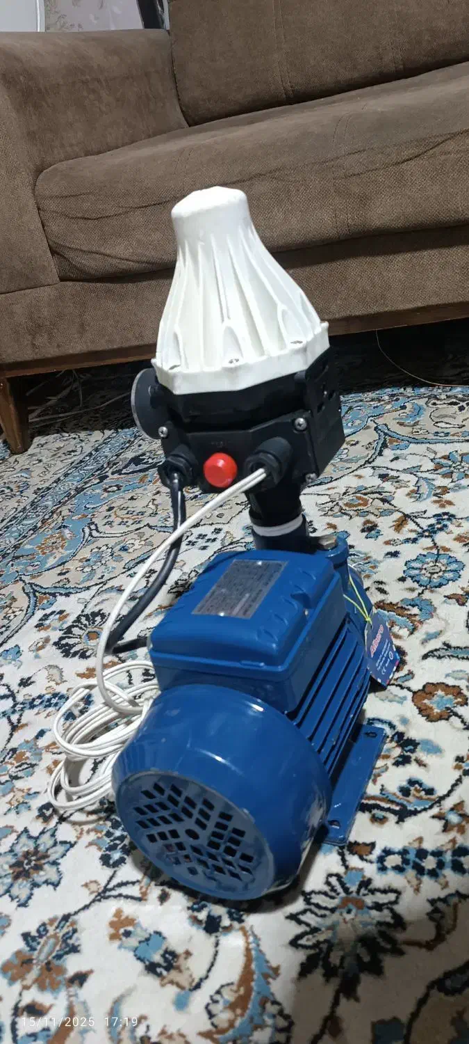 پمپ آب نیم اسب آلبرو همراه با ست کنترل|مصالح و تجهیزات ساختمان|قدس, شهر‌قدس|دیوار