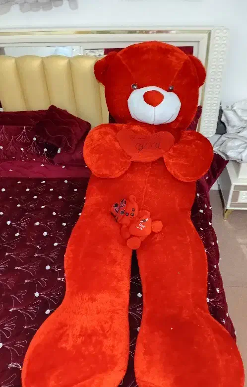 عروسک خرسی بزرگ|اسباببازی بچه|برخوار, |دیوار