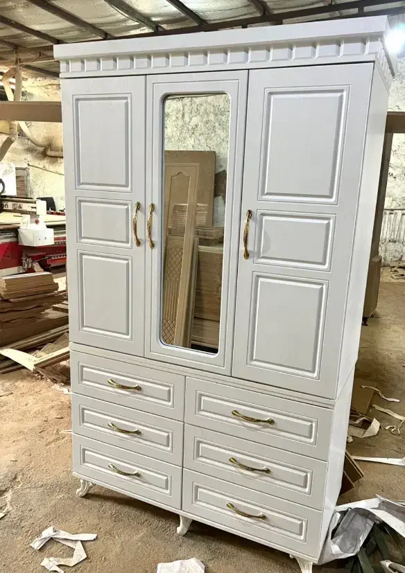 کمد لباس سه درب مدل خطی کرم سنگی با چک 6ماه|جاکفشی، کمد، دراور|زنجان, |دیوار