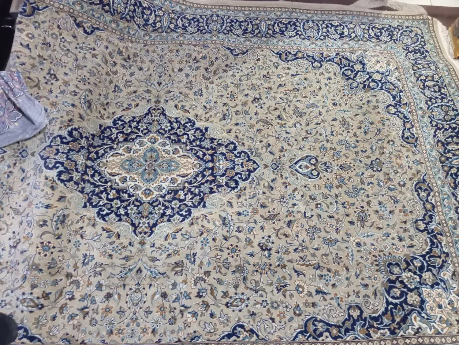 فرش۶متری کارکرده سالم|فرش|بومهن, |دیوار