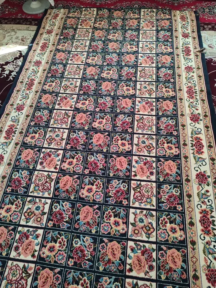 فرش در حد نو (۴در۱/۹۰)|فرش|اسدآباد, |دیوار