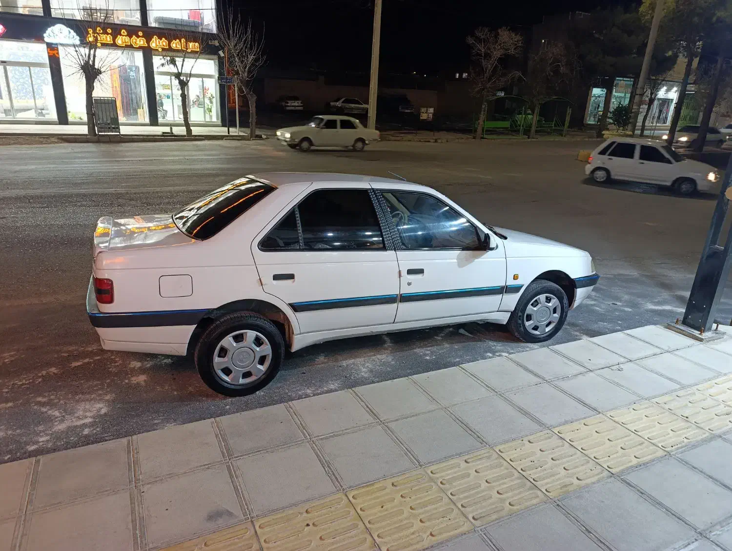 پژوslxمدل 90 تمیز و خونگی|خودرو سواری و وانت|آباده, |دیوار