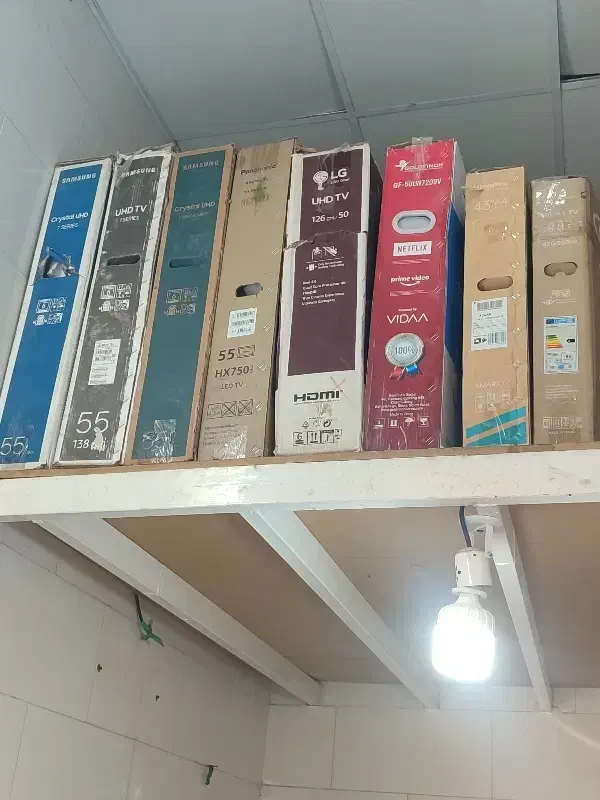 نلویزیون و لوازم خانگی و جانبی تلویزیون|تلویزیون و پروژکتور|بندر گناوه, |دیوار