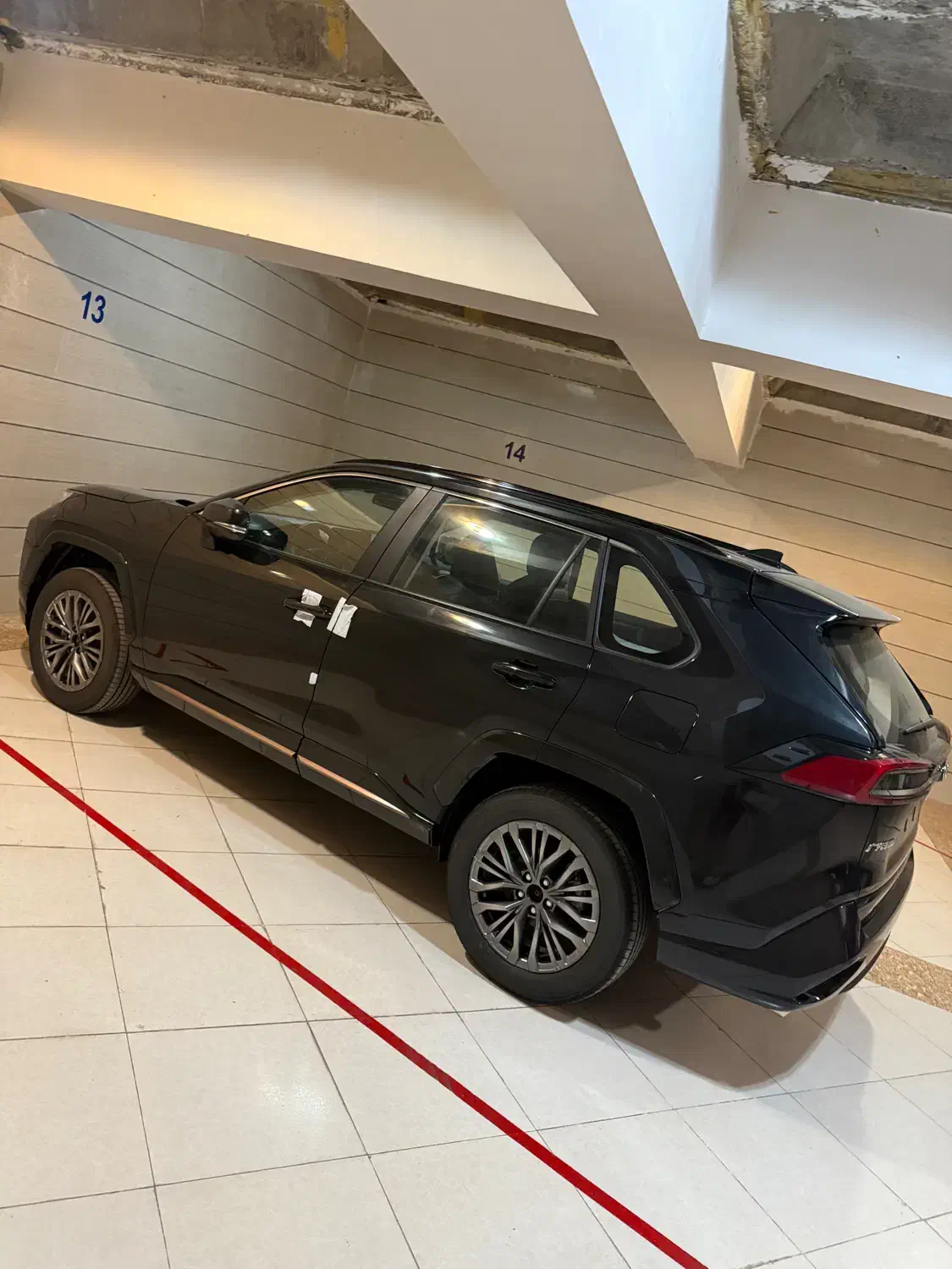 تویوتا وایلندر لاکچری پلاس|خودرو سواری و وانت|کرمانشاه, |دیوار