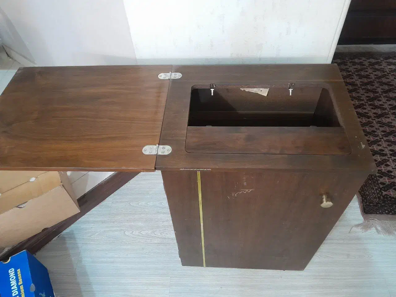 میز چرخ خیاطی|لوازم خیاطی و بافتنی|مشهد, سعد آباد|دیوار