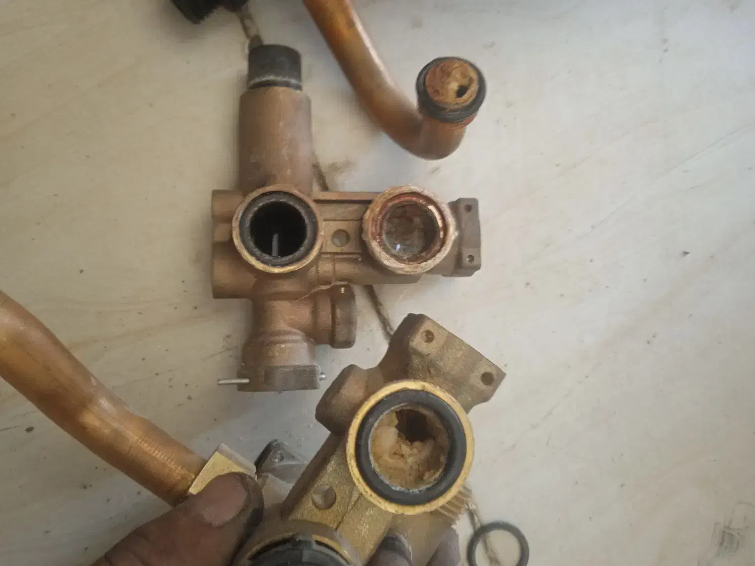 تعمیر تخصصی انواع پکیج|خدمات پیشه و مهارت|زاهدان, |دیوار