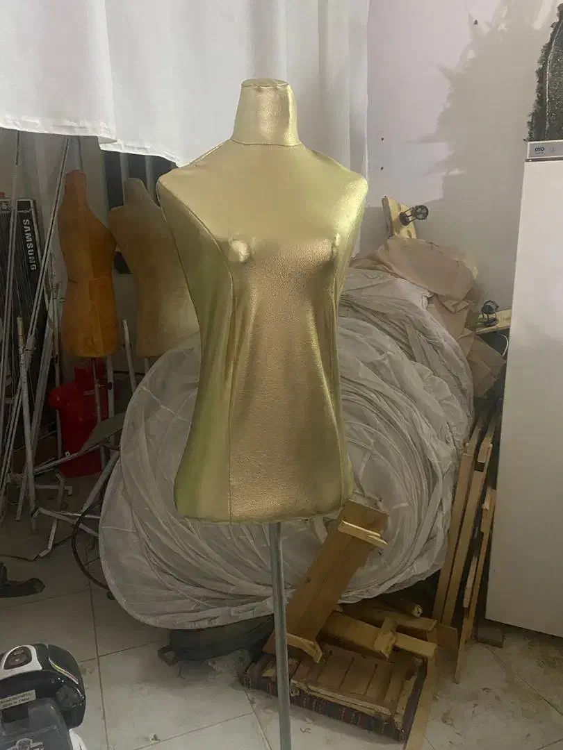 فروش تعدادی مانکن لباس،نیمه تنه،تمام تنه کامل،ابری|فروشگاه و مغازه|بیرجند, |دیوار