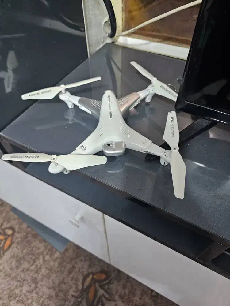 پهباد هلی شات کیفیت 720HD|دوربین عکاسی و فیلم‌برداری|دزفول, |دیوار