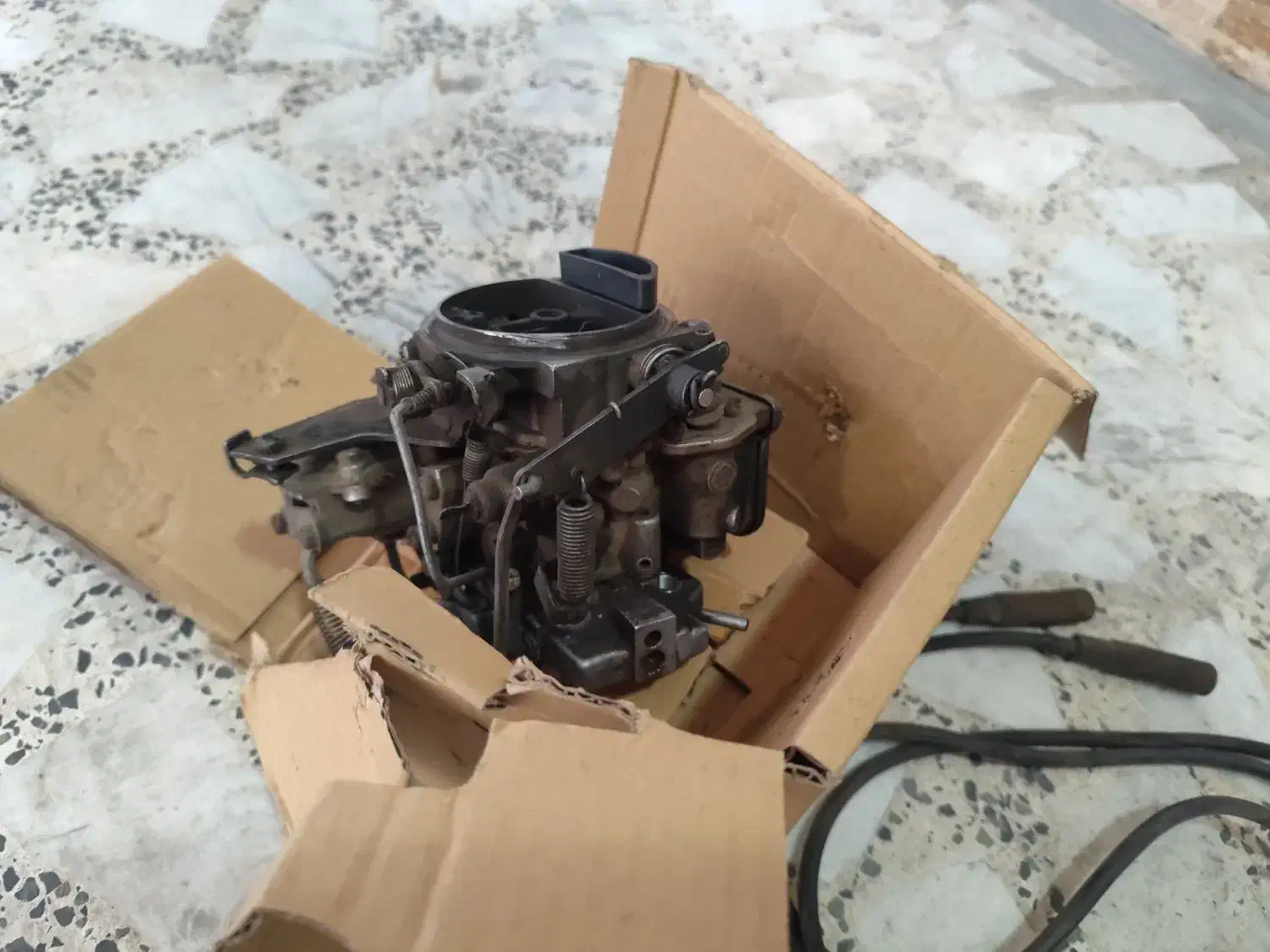 کاربرات نیسان|قطعات یدکی و لوازم جانبی|رشت, کوی جام جم|دیوار