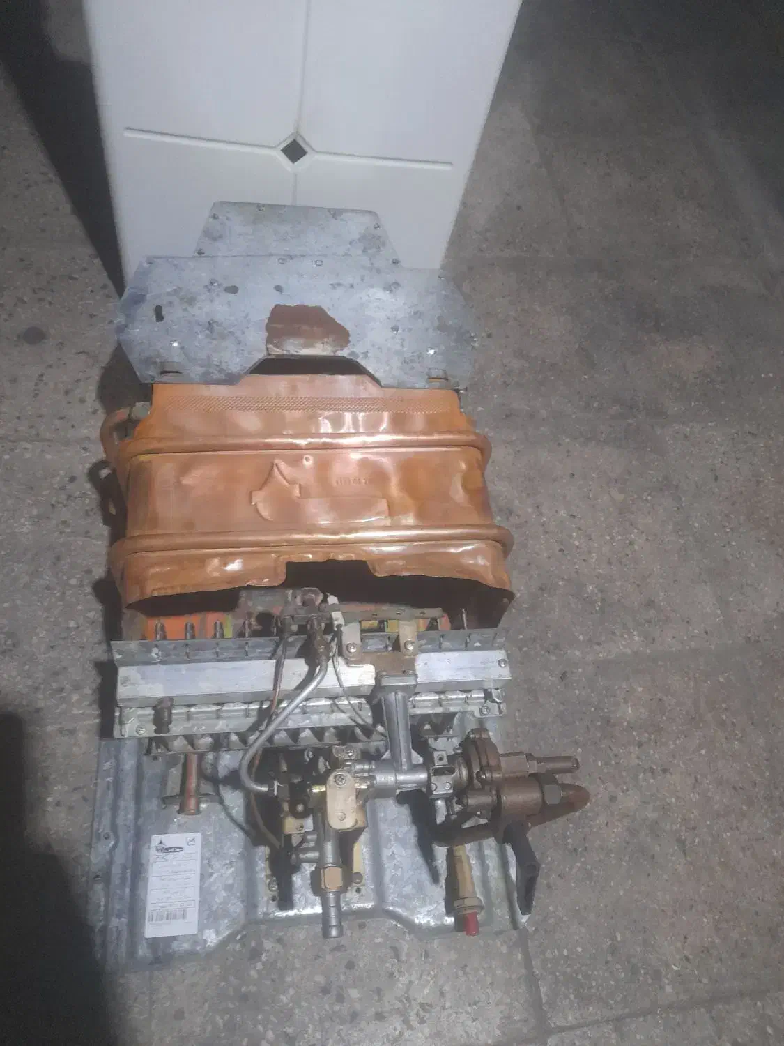 آبگرمکن دیواری در حد۳۱۱۵|آبگرمکن، پکیج، شوفاژ|ری, جوانمرد قصاب|دیوار