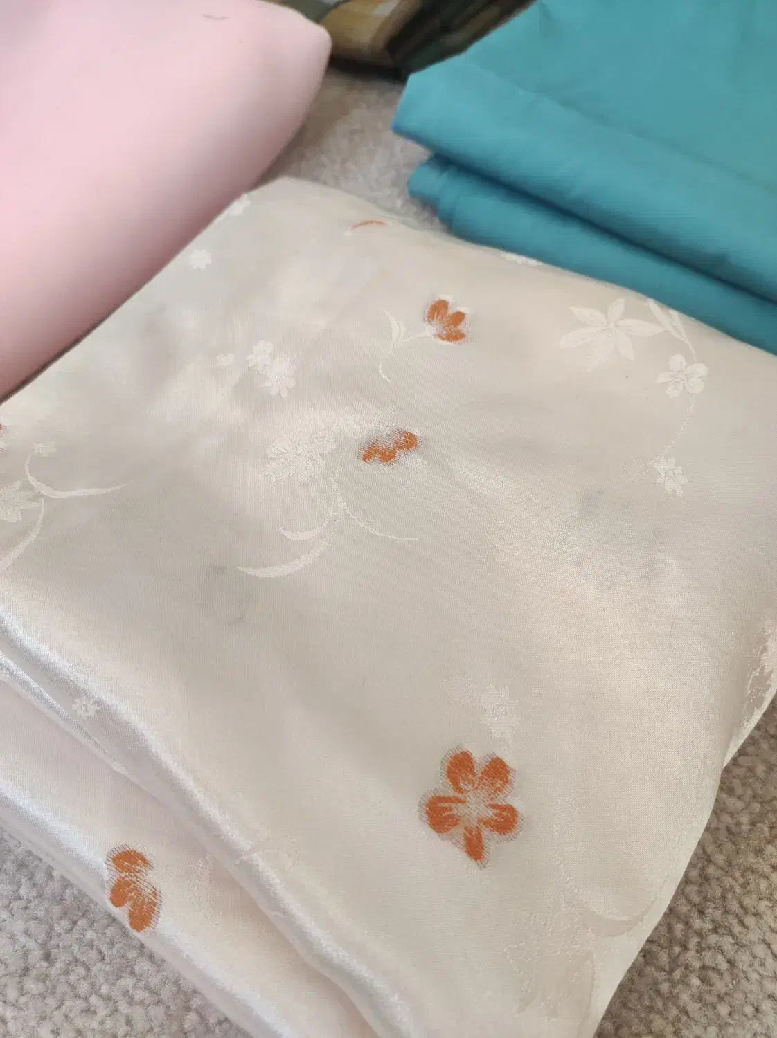 پارچه سالم|لباس|گرگان, |دیوار