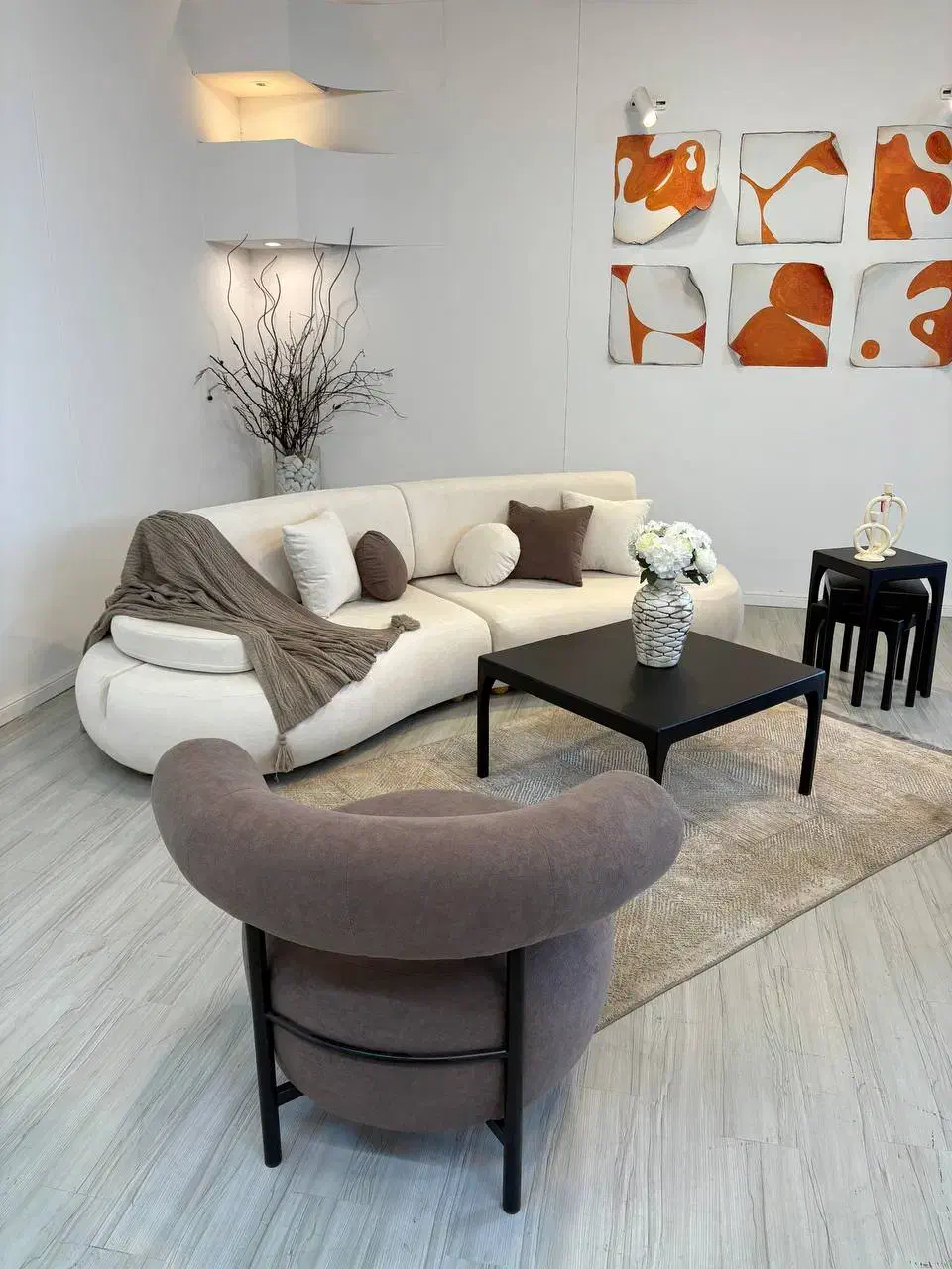 مبلمان زیبا و خاص پسندِ اسکارلت|مبلمان خانگی و میز عسلی|رشت, پیرکلاچای|دیوار