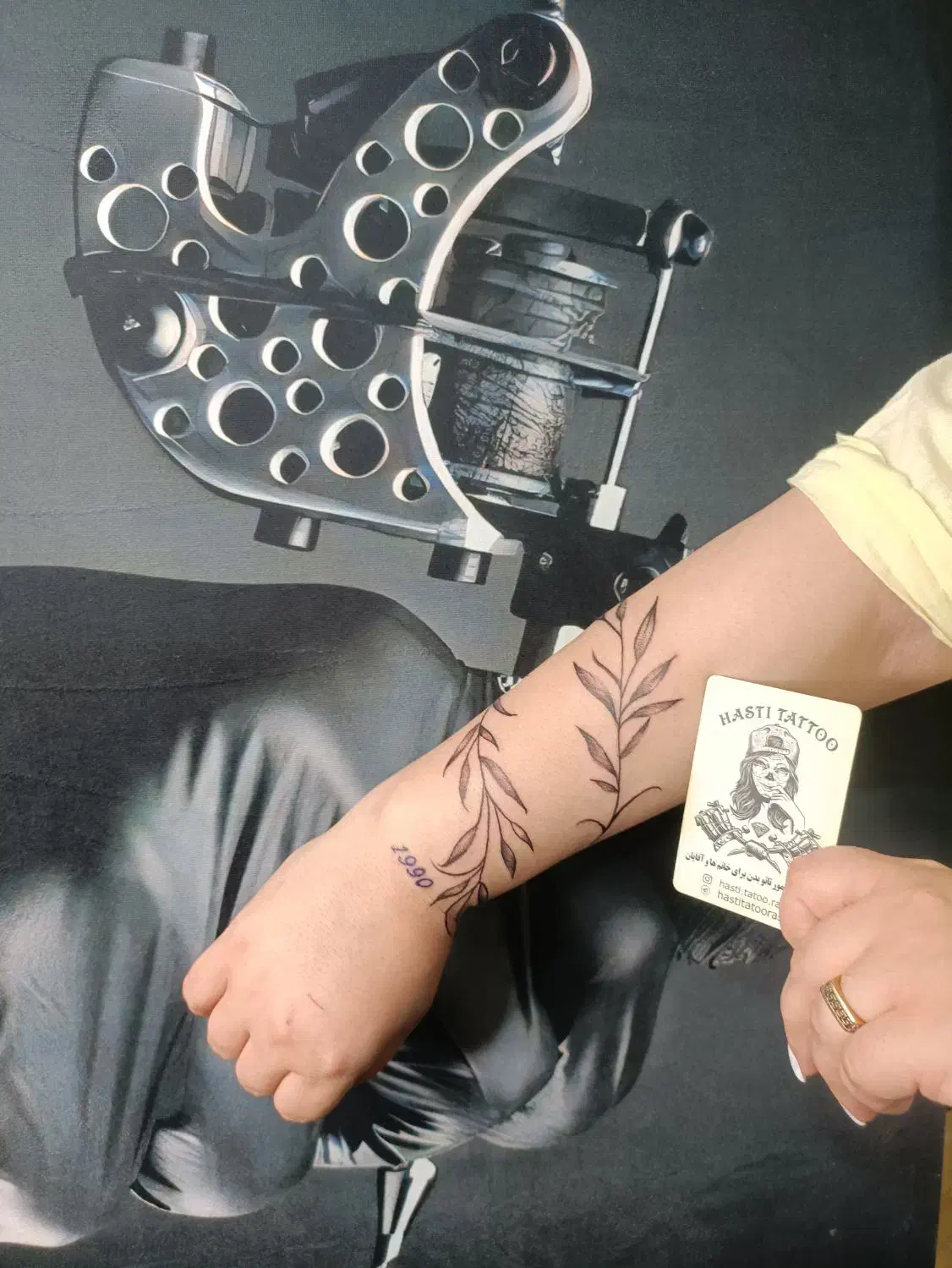 تاتو|خدمات آرایشگری و زیبایی|رشت, ولکس|دیوار