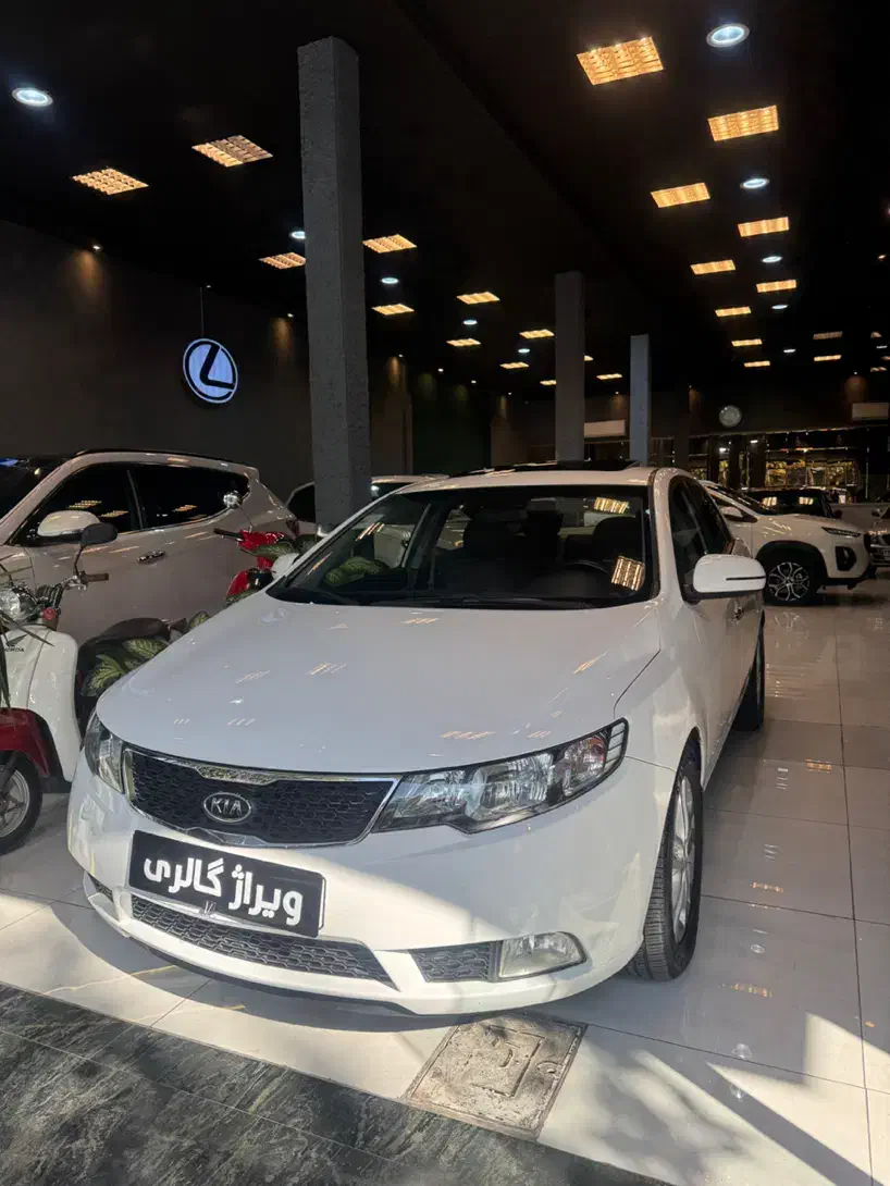 سراتو اپشنال ۹۶ سفید|خودرو سواری و وانت|مشهد, خرمشهر|دیوار