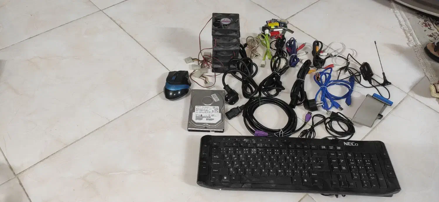 کابل.لوازم کامپیوتر.انواع شارژرآداپتور.فلش.مموری|قطعات و لوازم جانبی رایانه|مشهد, سجادیه|دیوار