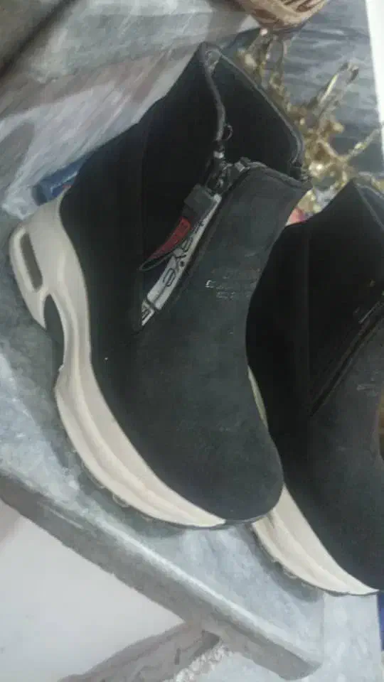 نیم بوت|کیف، کفش، کمربند|بروجرد, |دیوار