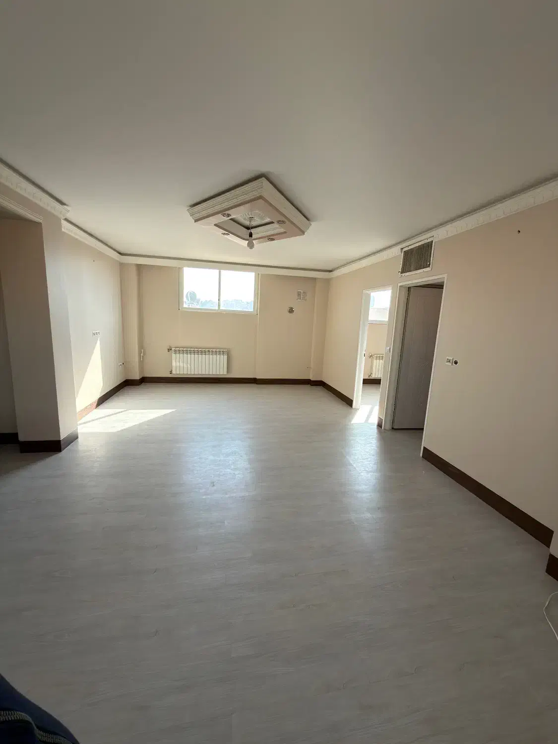 آپارتمان 110متر بازسازی شیک خیابان رکن الدوله شرقی|فروش آپارتمان|اصفهان, رکن الدوله شرقی|دیوار