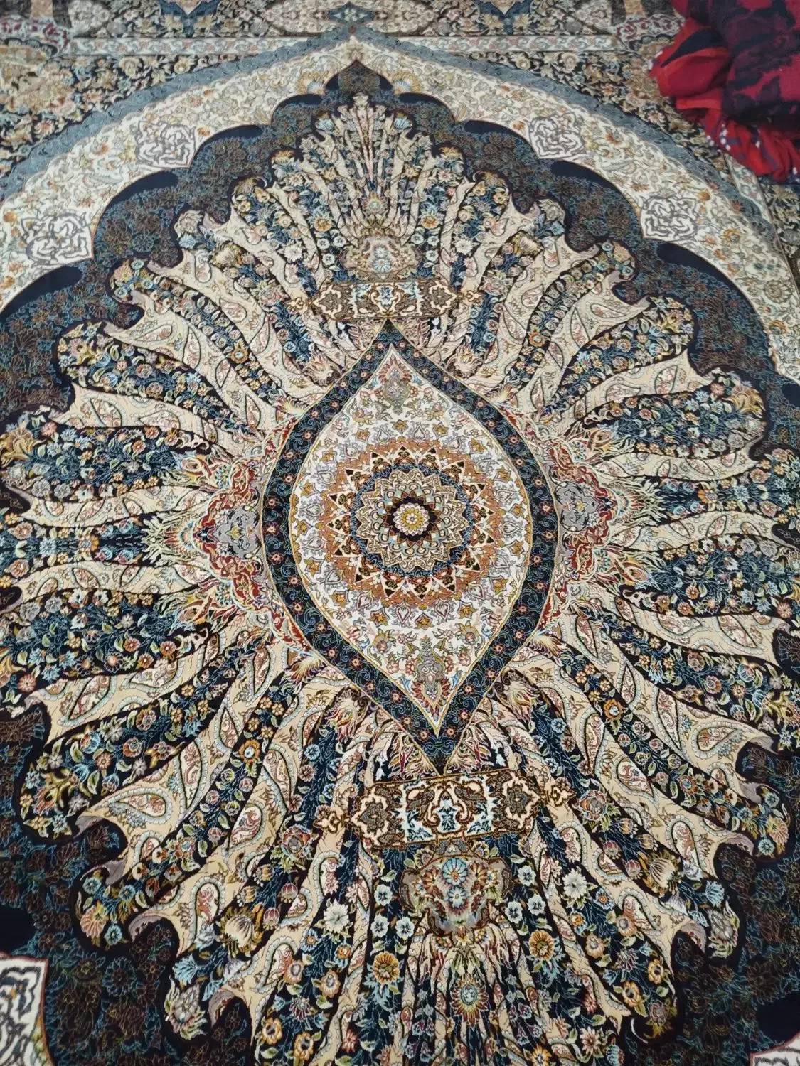 فرش ۱۲متری|فرش|رشت, کوی مهر|دیوار