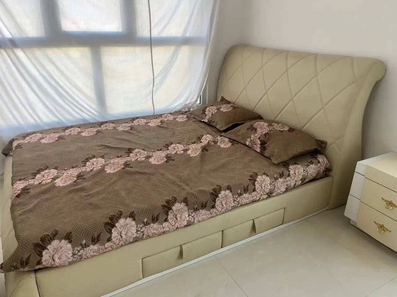 تخت ودراور وپاتختی ست برندچوبینه|تخت و سرویس خواب|مشهد, امیریه|دیوار