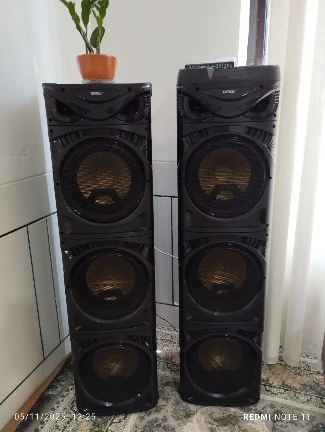 اسپیکر دوقلو بزرگ|سیستم صوتی خانگی|مرودشت, بیست متری بیمارستان|دیوار