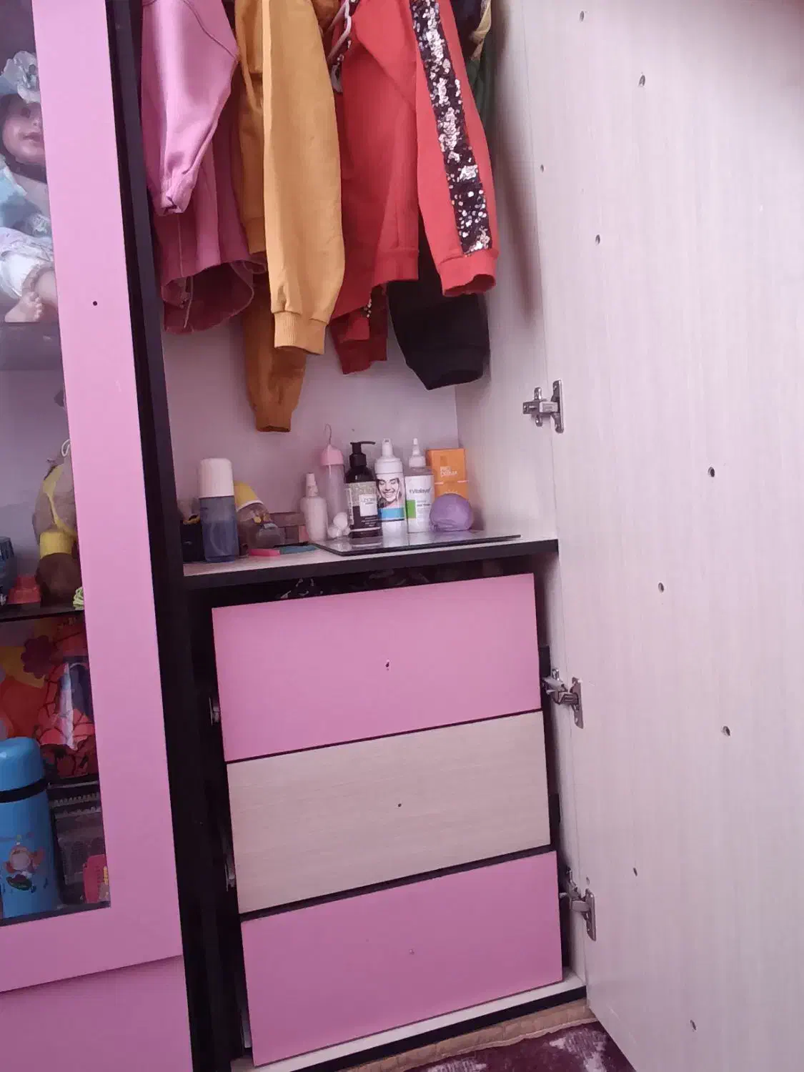 کمد درحد نو|جاکفشی، کمد، دراور|شهرکرد, |دیوار