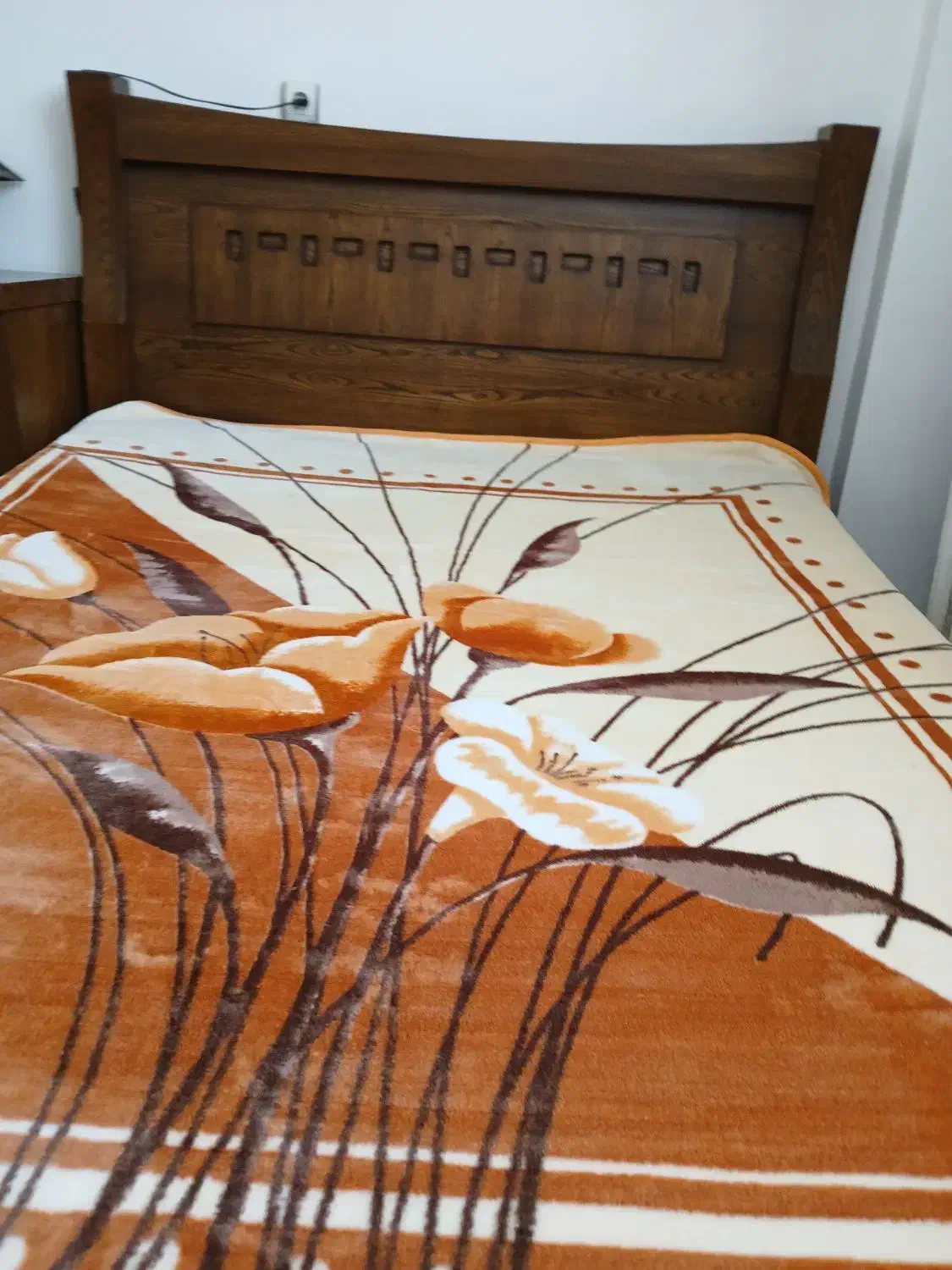 پتوی دونفره و لحاف مخمل عروس نو|رختخواب، بالش، پتو|مشهد, حسابی جنوبی (شهرک غرب)|دیوار