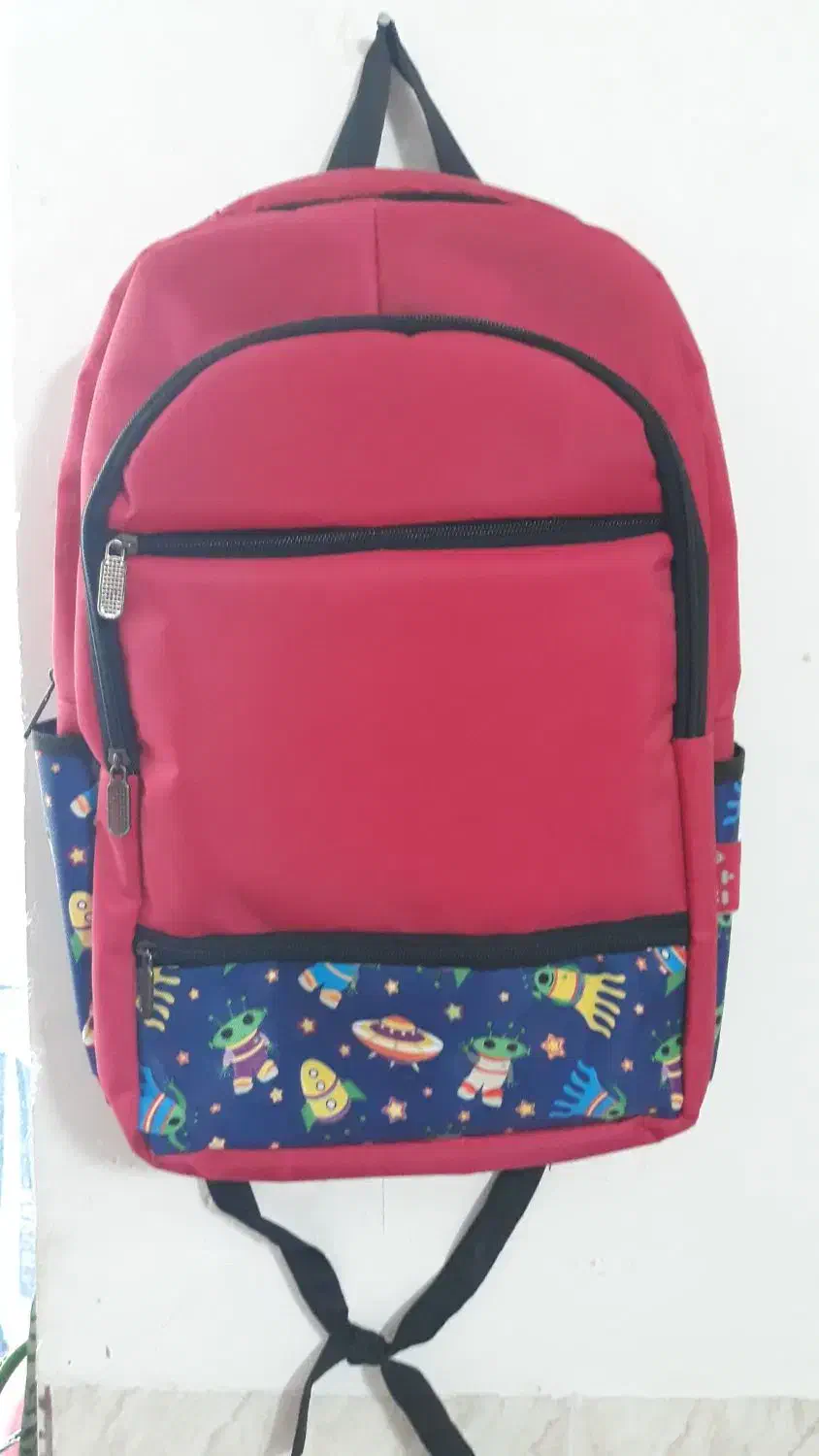 یک عدد کیف نو                              ۳۰۰۰۰۰|کیف، کفش، کمربند|بجنورد, |دیوار