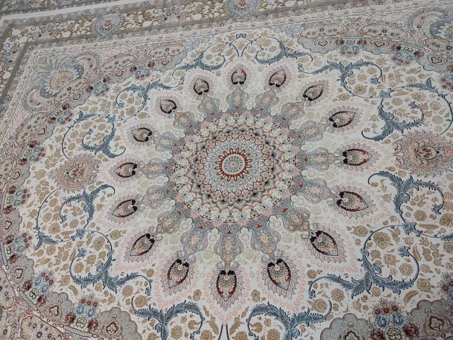 فرش|فرش|قم, نوبهار|دیوار