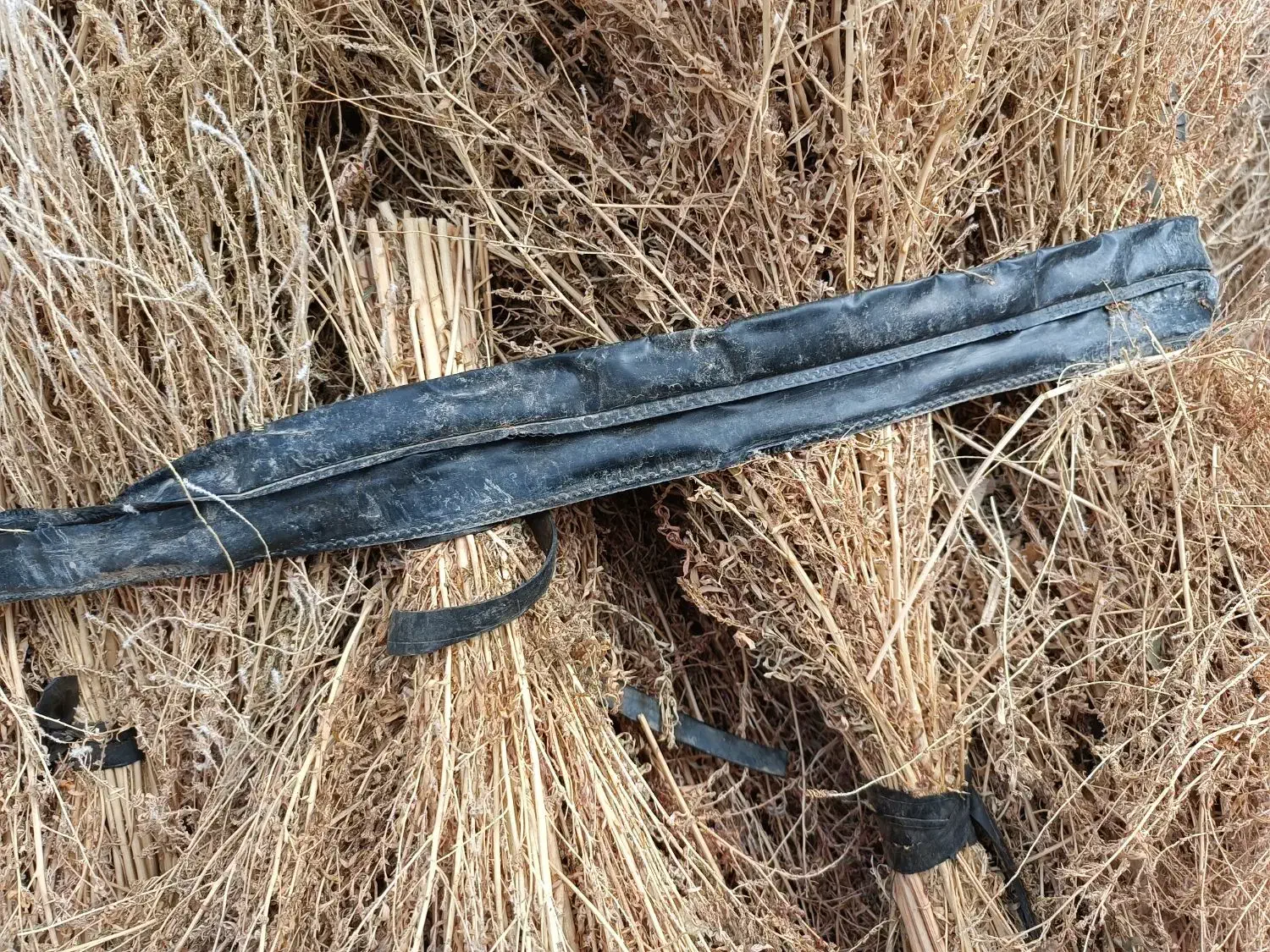 جارو|لوازم نظافت|قروه, |دیوار