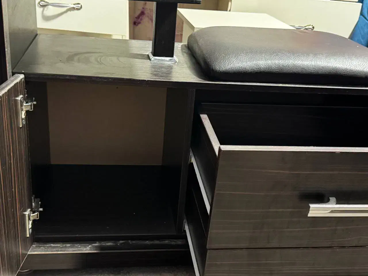 فروش میز تلفن|میز تلفن|صدرا-فارس, فاز ۱|دیوار