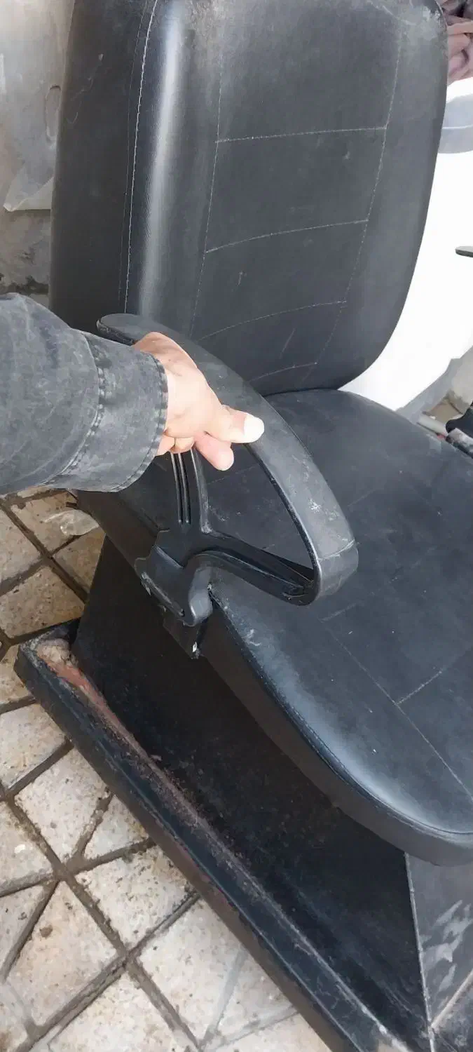 سندلی|صندلی و نیمکت|مریوان, |دیوار