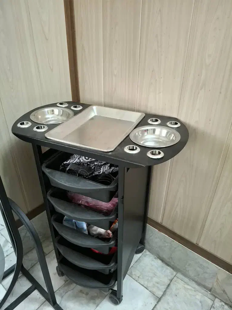 سالن زیبایی|آرایشگاه و سالن‌های زیبایی|تهران, ائمه اطهار|دیوار