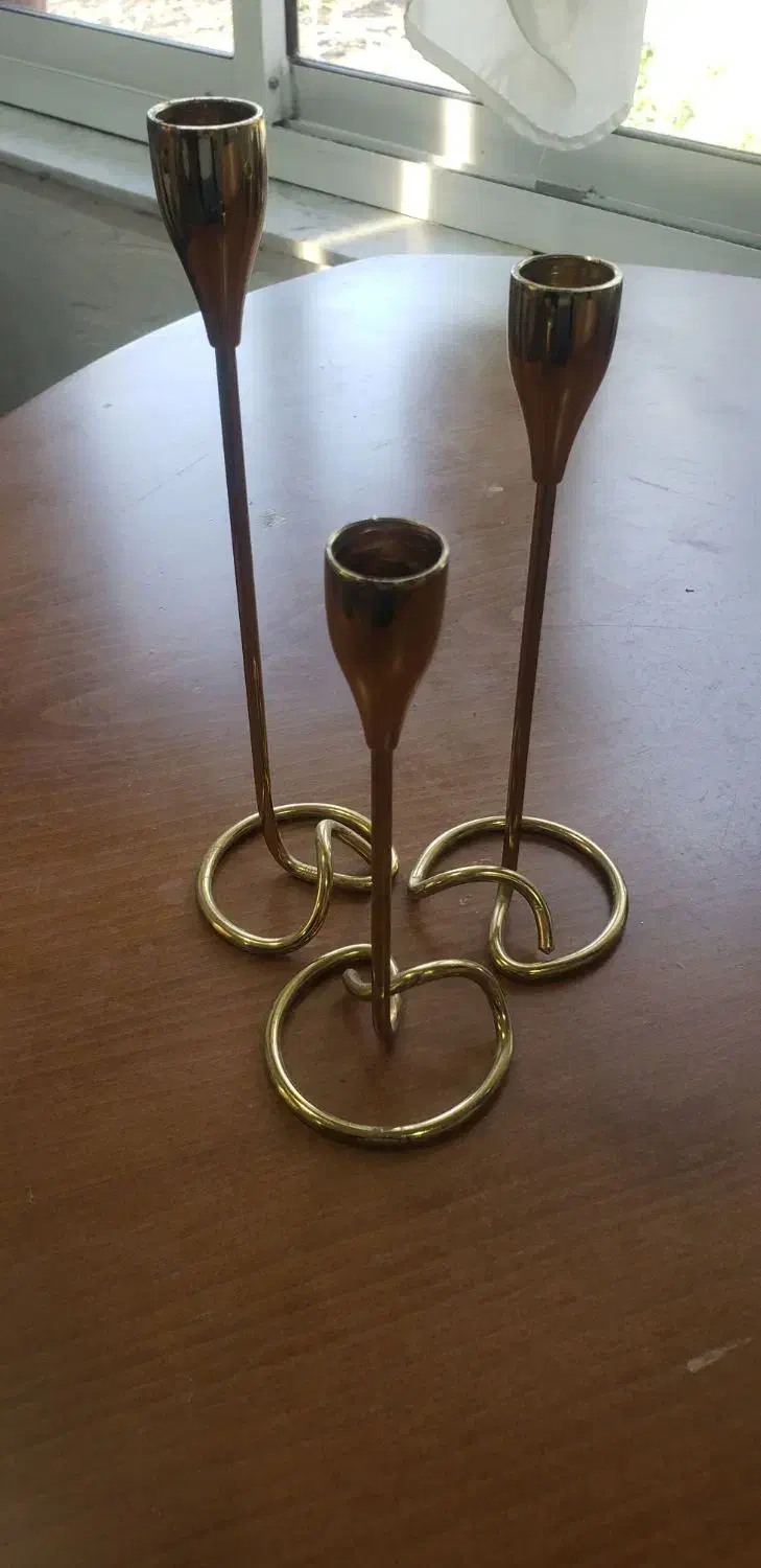 سه عدد شمعدان|مجسمه، تندیس، ماکت|لاهیجان, انقلاب|دیوار