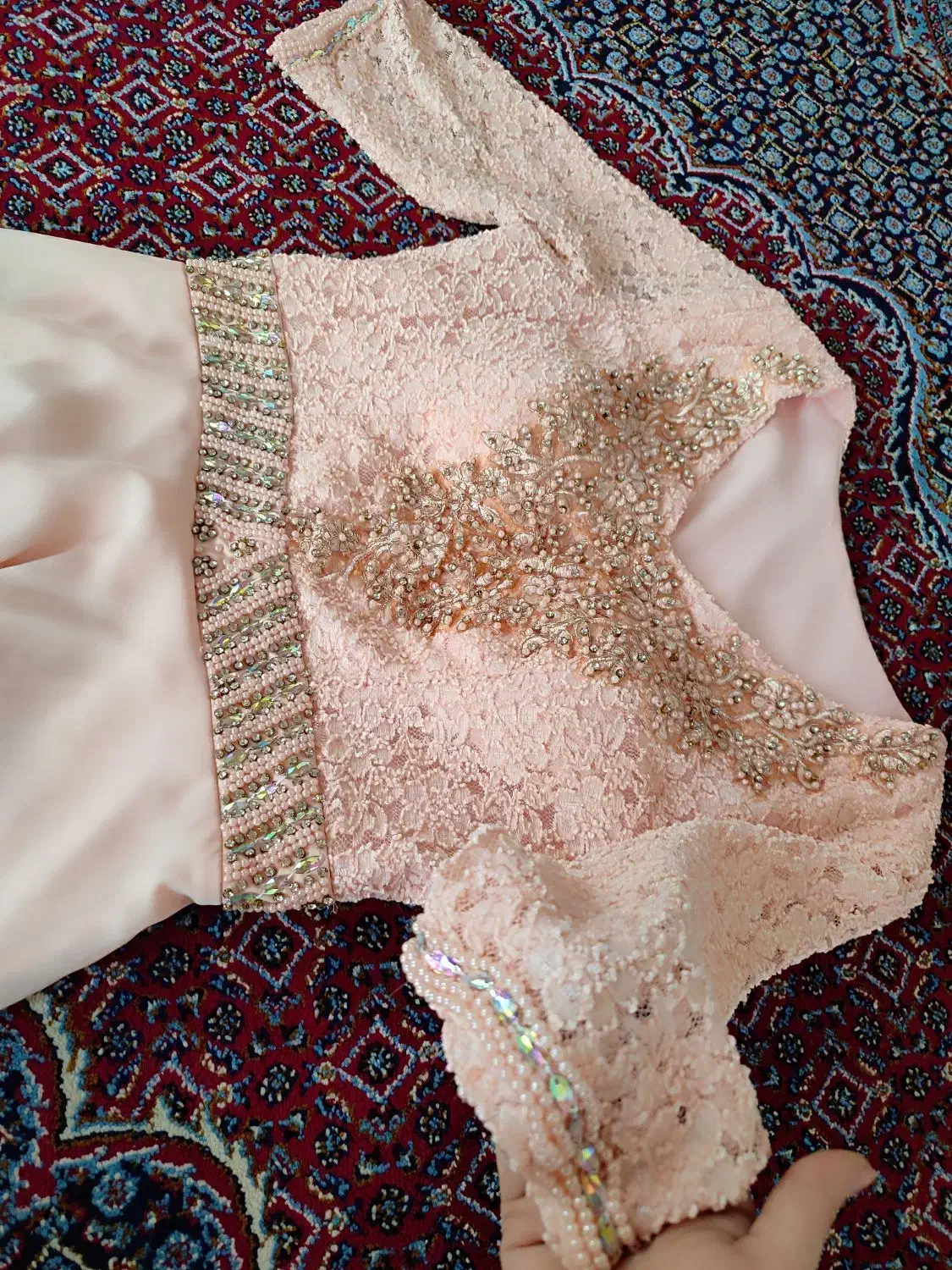 لباس مجلسی|لباس|چهاربرج, |دیوار