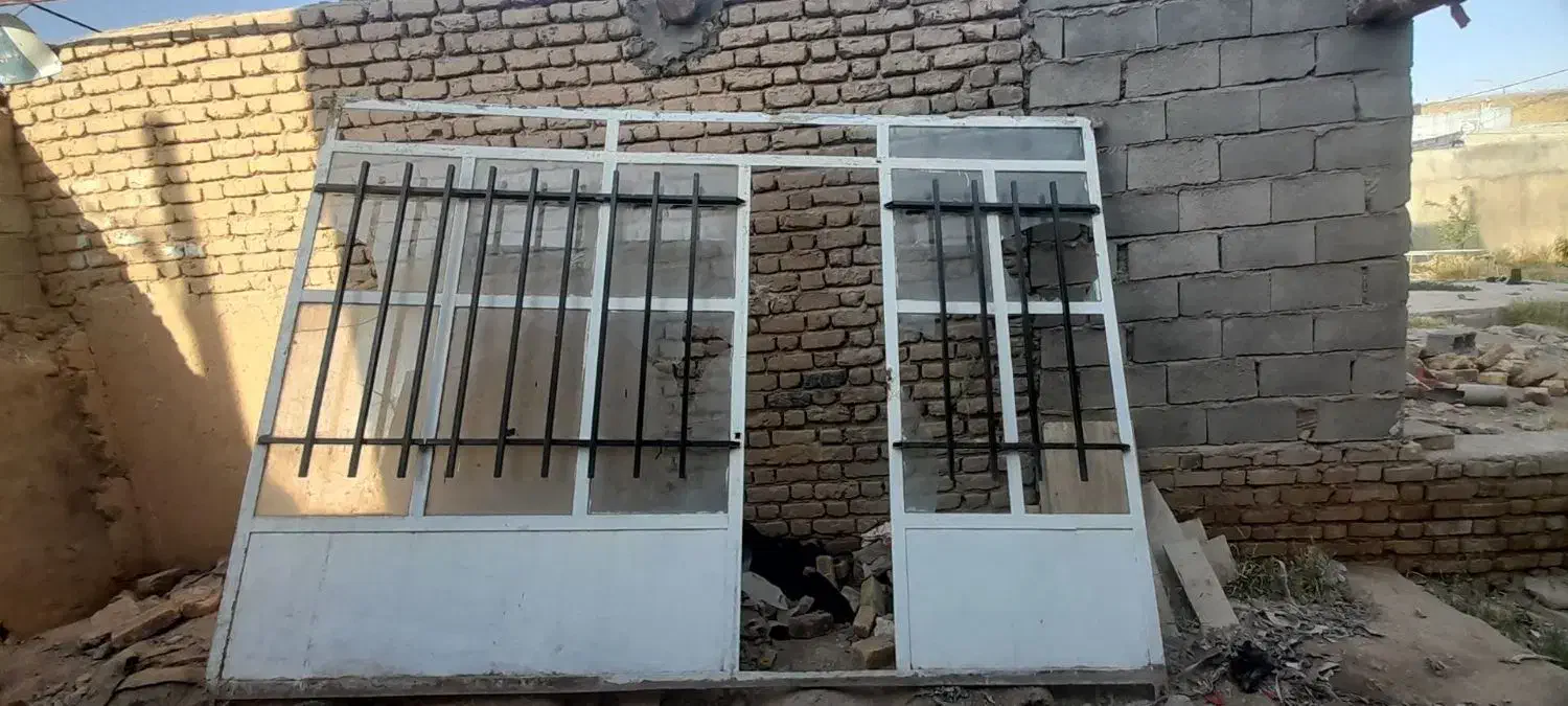 فروش پنجره آهنی وتیرآهن و کفشکن|مصالح و تجهیزات ساختمان|قیدار, |دیوار