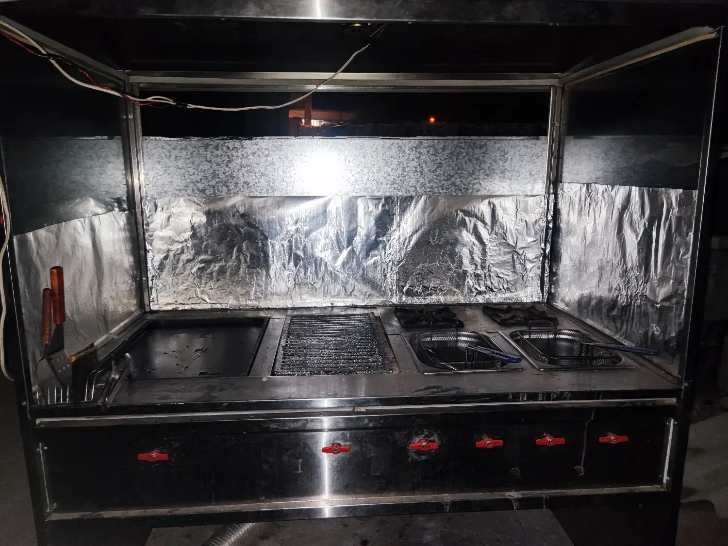 فست فود و گرمایشی|بخاری، هیتر، شومینه|جره و بالاده, |دیوار