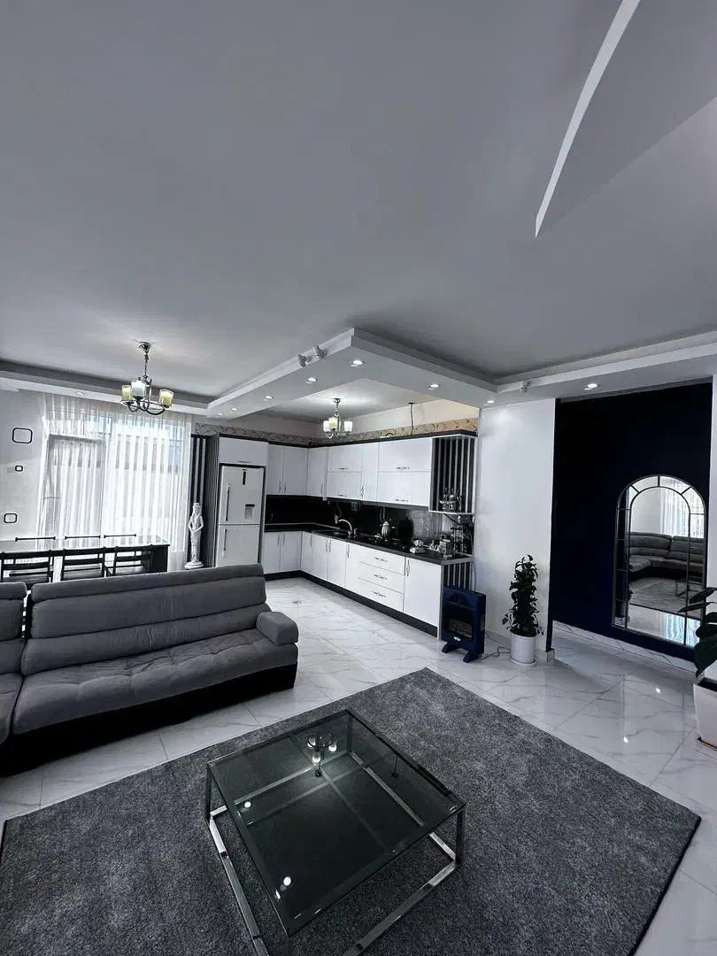 اجاره باغ ویلا استخر روباز چهارفصل آب گرم|اجارهٔ کوتاه‌مدت ویلا و باغ|تهران, اکباتان|دیوار