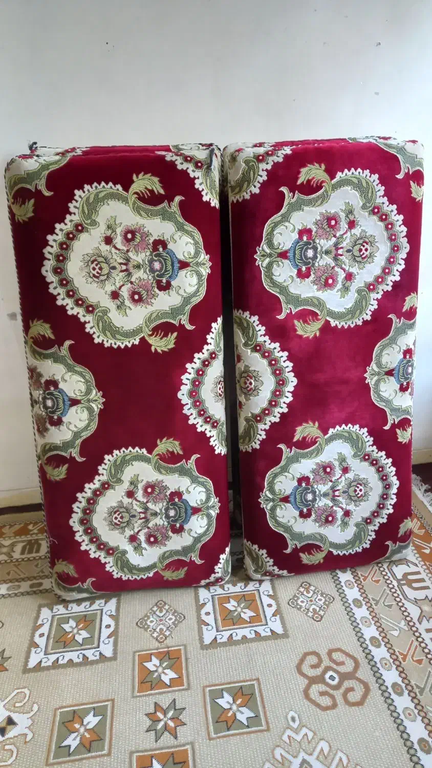 ۴عدد پشتی|پشتی|فولادشهر, A1|دیوار