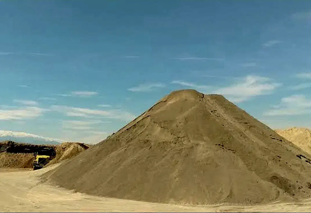 استخدام اپراتوروکارگر تخصصی درماسه شویی وسنگ شکن|استخدام صنعتی، فنی، مهندسی|اندیمشک, |دیوار