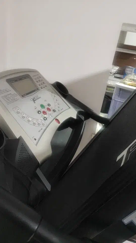 تردمیل تربو 220 تایوانی|تجهیزات ورزشی|شیراز, شهرک استقلال|دیوار