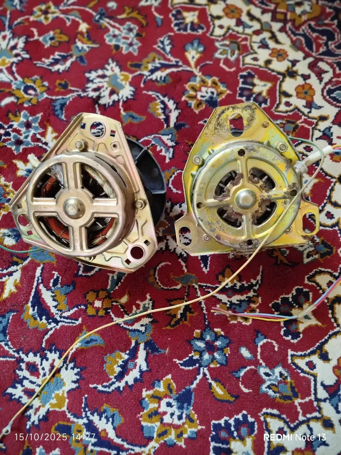 موتور لباسشویی دوقلو|ماشین لباسشویی و خشک‌کن لباس|صدرا-فارس, فاز ۱|دیوار