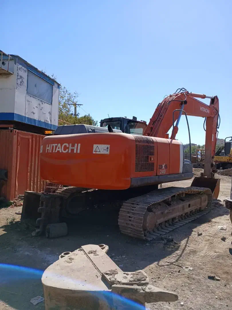 بیل مکانیکی زنجیری هیتاچی 240 مدل 2007|خودرو سنگین|کرمانشاه, |دیوار