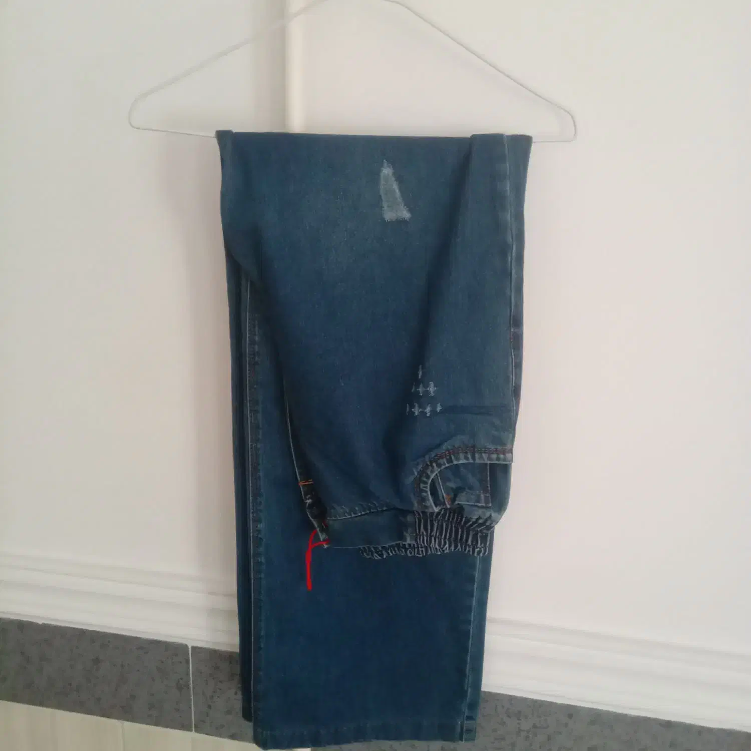 لباس|لباس|نهاوند, |دیوار